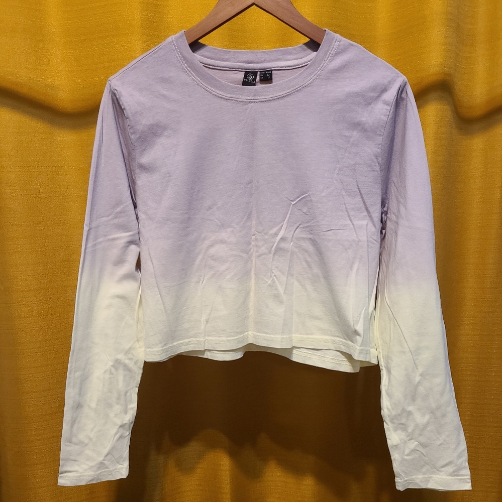 NWOT Volcom Cropped Long-Sleeve Tshirt - Size M